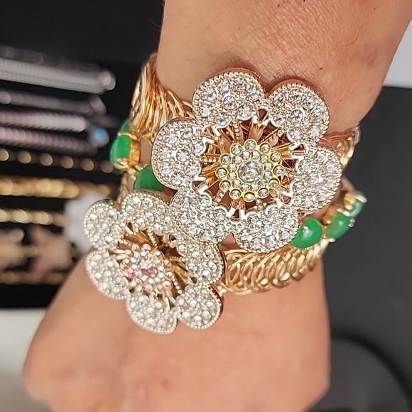 Gold with CZ Stones Flower Arm Bracelets - Picture 3 of 6
